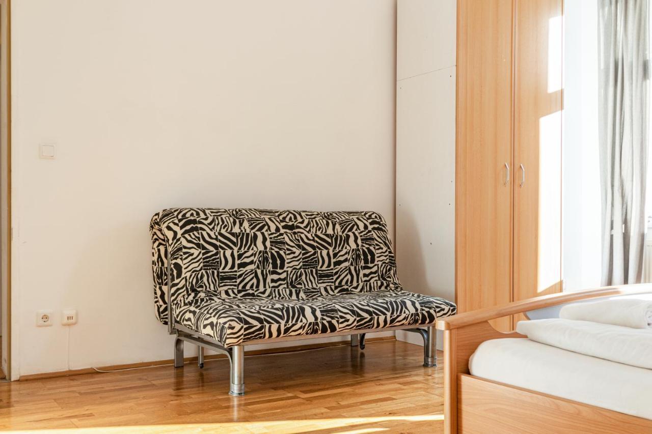Comfortable 3br Shared Apart. - Suitable For Long Appartement
